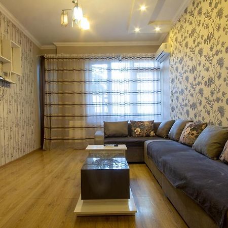 Home Apartments Tbilisi Eksteriør billede